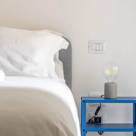 Dimora Manzoni - Center Appartement *