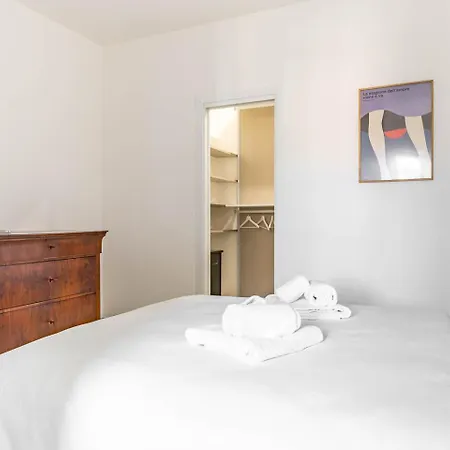 Dimora Manzoni - Center Appartement *