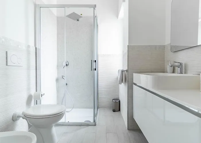 Dimora Manzoni - Center * Bari